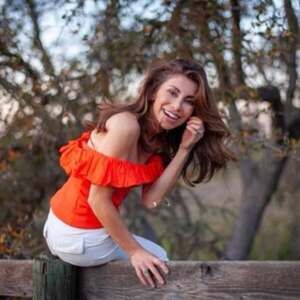 Meet your Posher, Stefanie